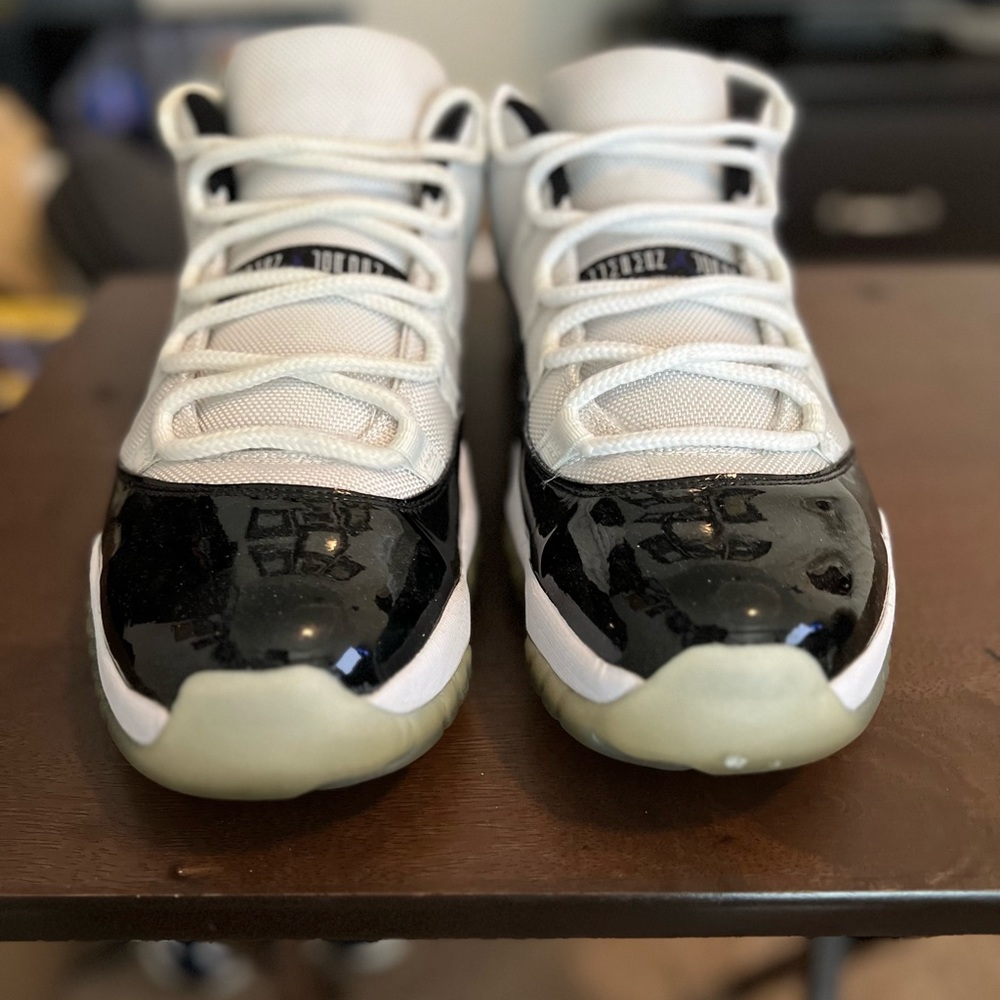 Nike Air Jordan 11 Retro Low Black White Concord Sneaker